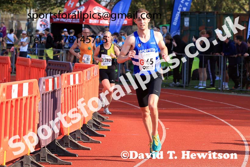 Mens 6 Stage Relay, 2024 Northern Mens 6 and Womens 4 and Youngsters Relays, Stanley Park, Blackpool.  Photo: David T. Hewitson/Sports for All Pics